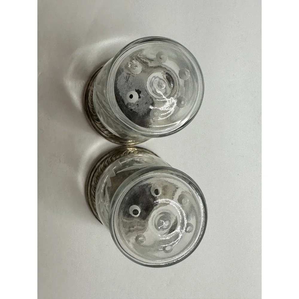 Quaker Sterling Silver Hurricane Salt and Pepper Weighted 703 Etched Glass